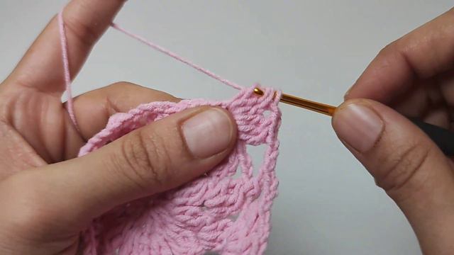 Step-by-Step Crochet Tutorial: Make a Stunning Granny Square for Summer Tote Bag and Crop top смотреть онлайн
