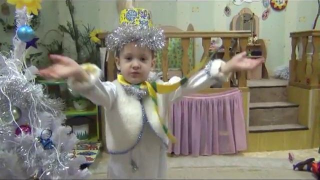 Клип Новый год в детском саду смотреть онлайн