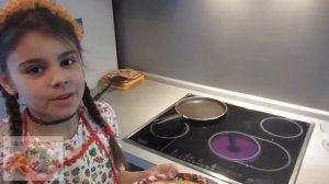 Блинчики из миндальной муки. Очень мало хе))) И главное вкусно))))