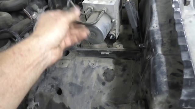 Рендж Ровер Спорт, обзор повреждений. Body repair after an accident. смотреть онлайн
