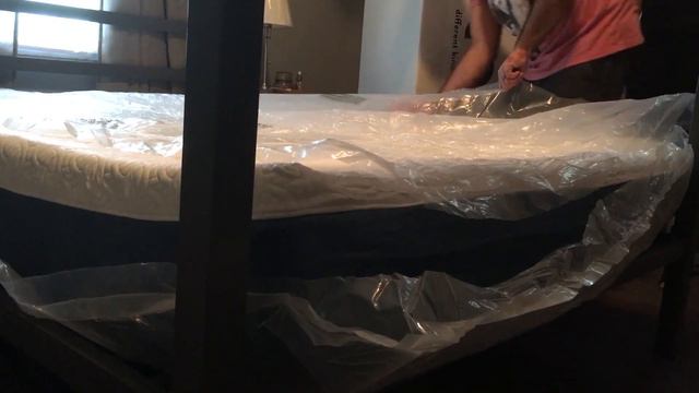 Tanda Mattress Unboxing Montage смотреть онлайн