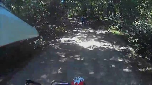 Sand Sunday Part 1 Drz400 vs. Crf450x смотреть онлайн