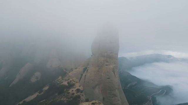 EVASION TV: ESCALADA EN MONTSERRAT смотреть онлайн