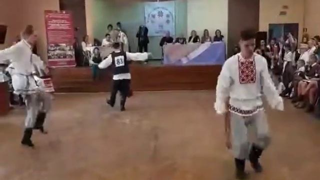Танец "Чобаты" 17.04.2019 смотреть онлайн