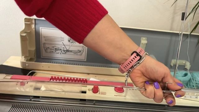 Продаю вязальную машину Toyota ks 858 производство Япония смотреть онлайн