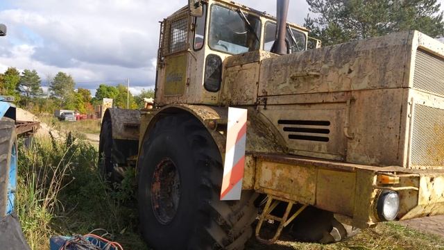 Starting Tractor K-700A (V8 Turbo Diesel) After 6 Years + Test Drive смотреть онлайн