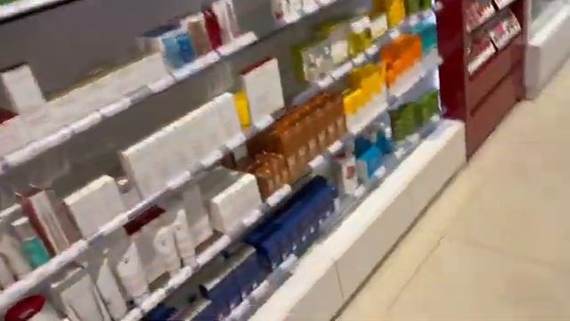 ОБЗОР МАГАЗИНА ИЛЬ ДЕ БОТЭ / SEPHORA ПОСЛЕ ОТКРЫТИЯ ? смотреть онлайн