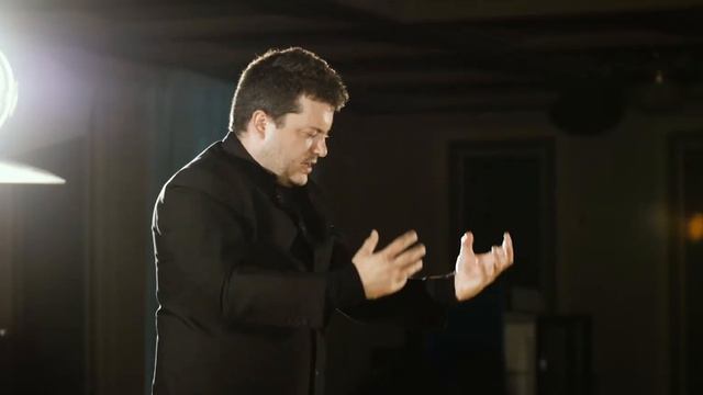 Benjamin Britten: A Hymn To The Virgin | The Zurich Chamber Singers, Christian Erny