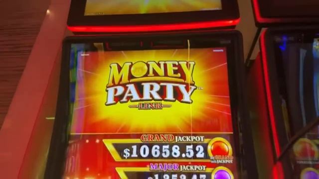 GAMBLE WITH PEACH ? LIVE ? $200 ON ROULETTE AT SEMINOLE HARD ROCK CASINO ? TAMPA смотреть онлайн