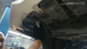 Toyota Voxy hybrid замена масла в АКПП, двигателе, проверка антифриза.