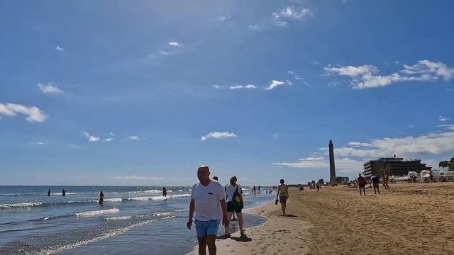 Maspalomas Beach Walking Tour - Gran Canaria, Spain - 4K | We❤️Canarias смотреть онлайн