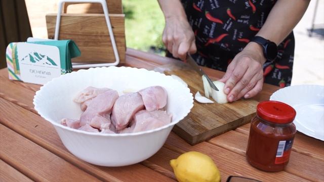 ОЧЕНЬ ВКУСНО! Нежные шашлыки из курицы в пряно-йогуртовом маринаде ✔️ смотреть онлайн