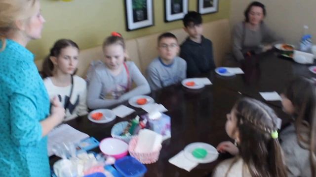 Мастер-класс по росписи пряников в кафе Березка, 24.01.2016. Часть2. смотреть онлайн