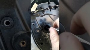 Снятие стеклоподъёмника Фольксваген Гольф 6 (VW Golf 6) переднее левое