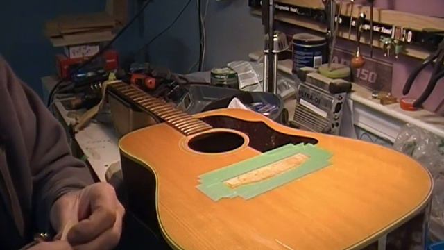 Gibson J-40 bridge replacement, part 4, Making and installing a cleat, by Jonah Guitars смотреть онлайн