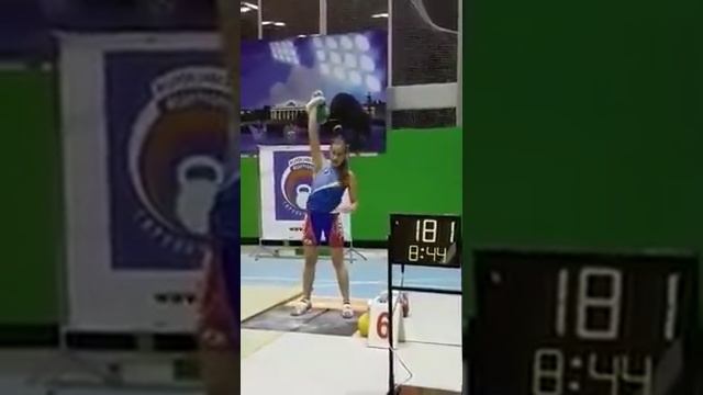 Ольга Яременко, рывок 24 кг-209 раз / Snatch Yaremenko 209 reps смотреть онлайн