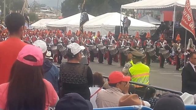 Banda Colegio Montufar Confraternidad 2016 смотреть онлайн