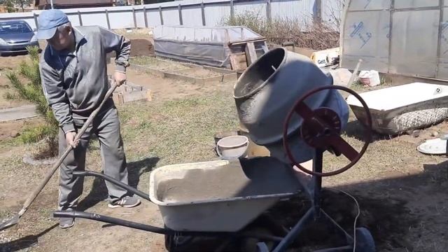 Бетонирование фундамента под теплицу смотреть онлайн