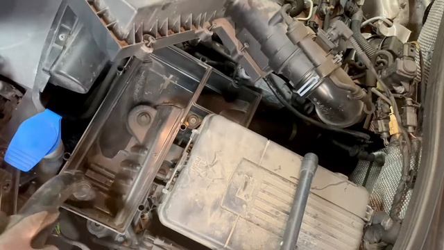 Air Filter Replacement - Easy Step by Step Guide - Audi Q3 смотреть онлайн