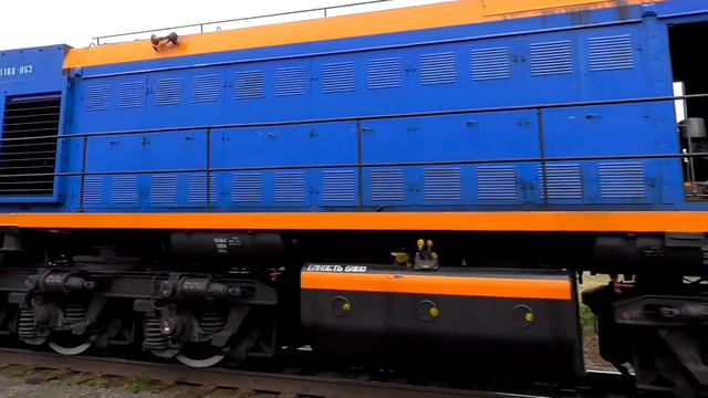 ТЭМ18Д-063 с пригородным поездом Шарташ - Алапаевск смотреть онлайн