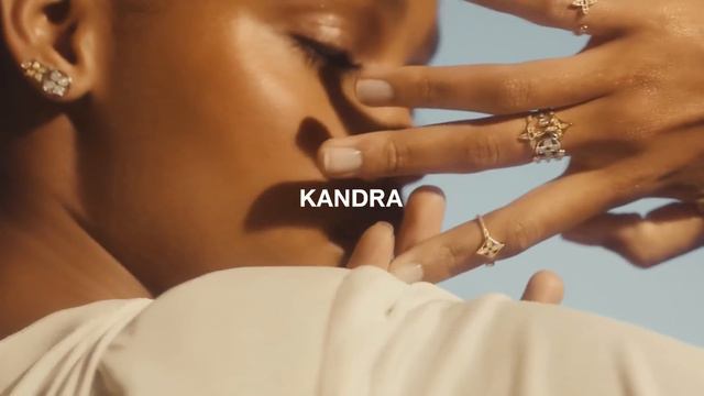 [Playlist] An Hour Shopping At LOUIS VUITTON