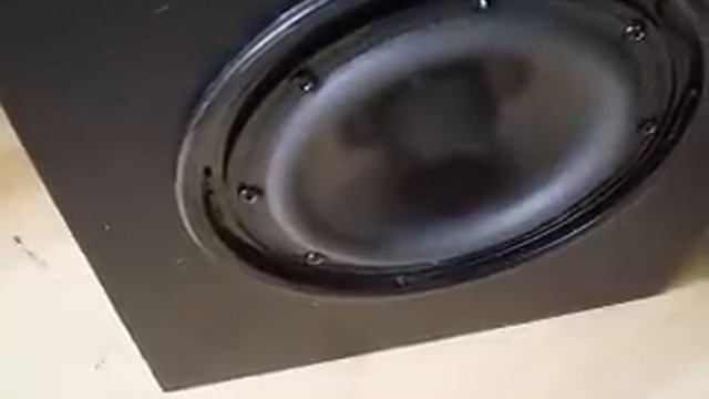 Logitech X-230 subwoofer excursion test смотреть онлайн