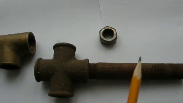 Ремонт водопровода,раскрутить старое соединение. смотреть онлайн