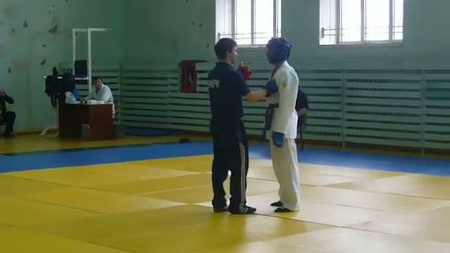 Р Лукьянов 1 бой смотреть онлайн