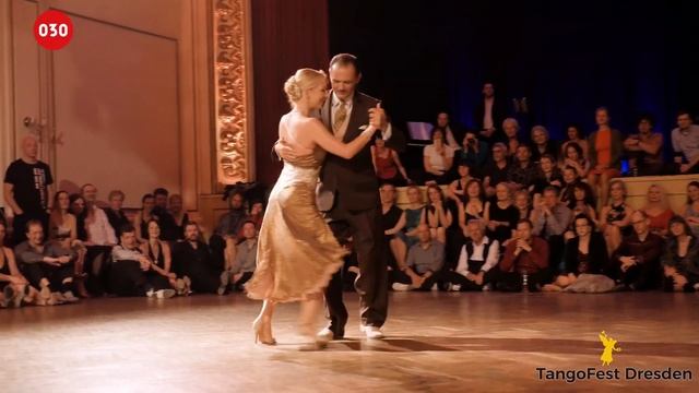 Patricia Hilliges and Matteo Panero – Tango negro смотреть онлайн