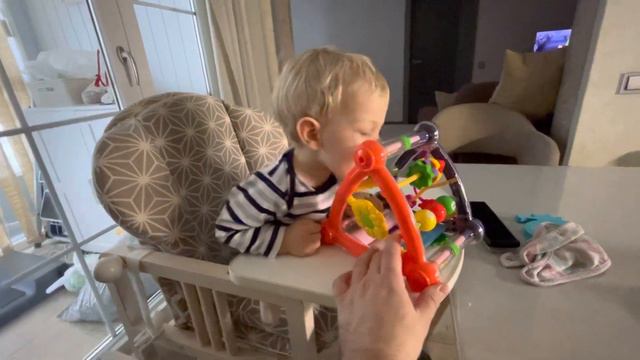 Завтрак ребенка когда не хочет есть )) смотреть онлайн