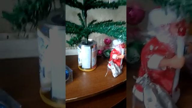 Лайфхак подставка под елку... смотреть онлайн