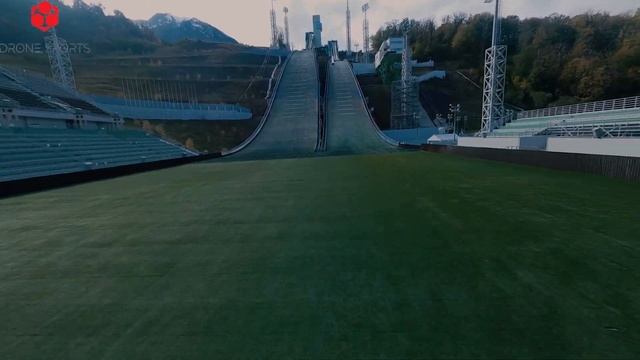 Русские горки / Сочи / Прыжки на лыжах с трамплинов смотреть онлайн