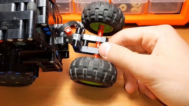 Крепление блока, кабина, наброски привода "К700" из Lego TECHNIC [Часть3] смотреть онлайн