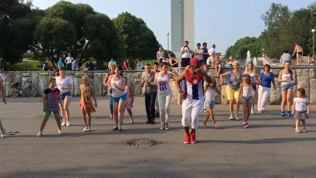 Cuba Dance Зеленоград 24.07.2016. Школа Танцев Майкла Родригеса - Bachata смотреть онлайн