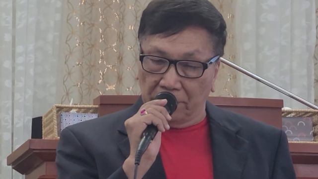Dr. Kenneth sings.. I Believe смотреть онлайн