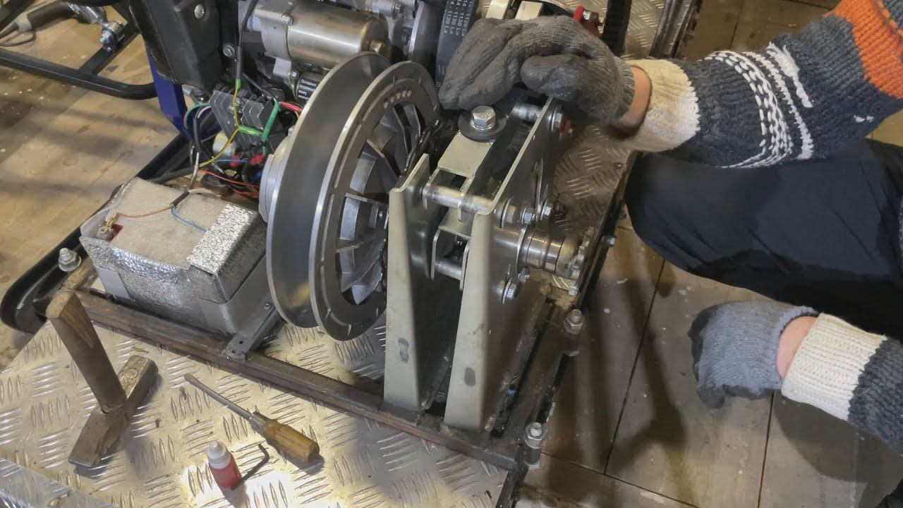 2часть. Ремонтируем ведомою часть вариатора от XTREME-MOTORS смотреть онлайн