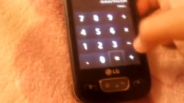 Нашла. Свой. Старый. Телефон смотреть онлайн