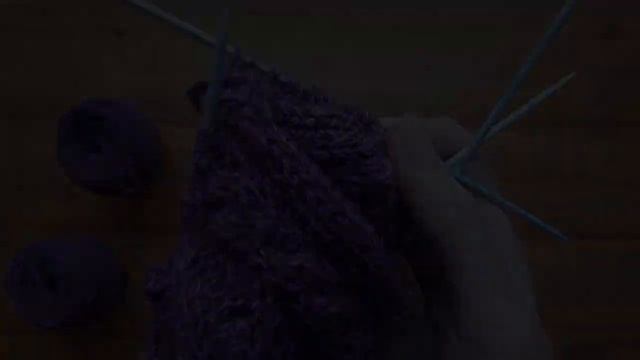 Красивые носки спицами. Часть 2. смотреть онлайн