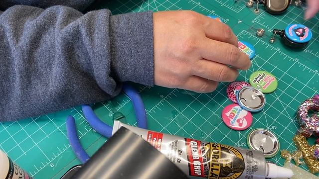 Making a badge reel смотреть онлайн