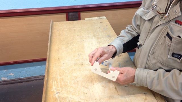 Как настроить ножи рейсмуса в один уровень. Приспособление. смотреть онлайн