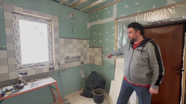 Внутренняя отделка в процессе. Готовим полы и стены смотреть онлайн