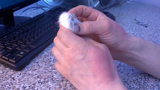 кроличий хвост.мехавой брелосек смотреть онлайн