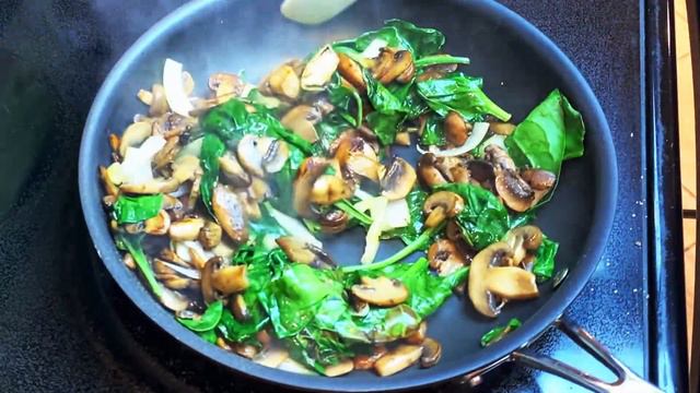 Keto Pan Seared Salmon With Mushroom And Spinach смотреть онлайн
