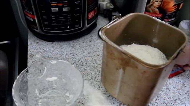 Пирожковое тесто на кефире// Замес теста в хлебопечке смотреть онлайн