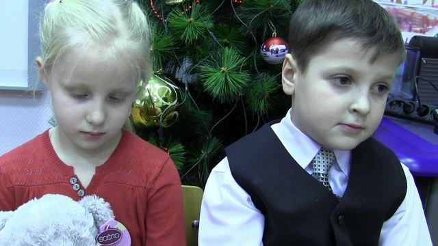 Новогоднее поздравление от начальной школы смотреть онлайн