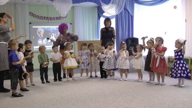 «Оркестр для мамочки» смотреть онлайн