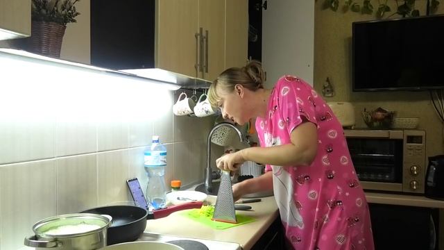 Никому не должен) ЗАБОЛТАЛАСЬ и ЗАБЫЛА, Вопросы под борщец) Жаль Самвэла...