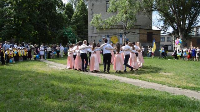 Выпускной вальс - Школа 12 Марганец by Sevastidi смотреть онлайн