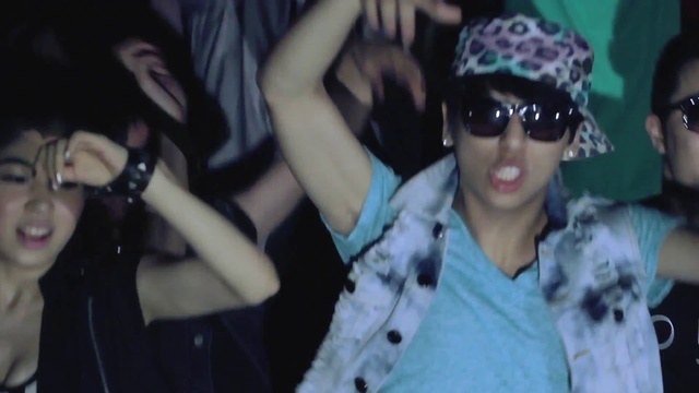 CRISPI CRUNCH-Trumbs Up