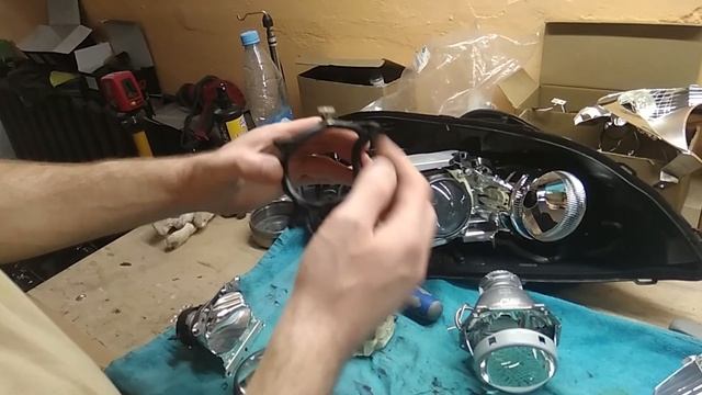 Улучшение света фар на Volvo XC 60 (установка би ксенона Hella) смотреть онлайн